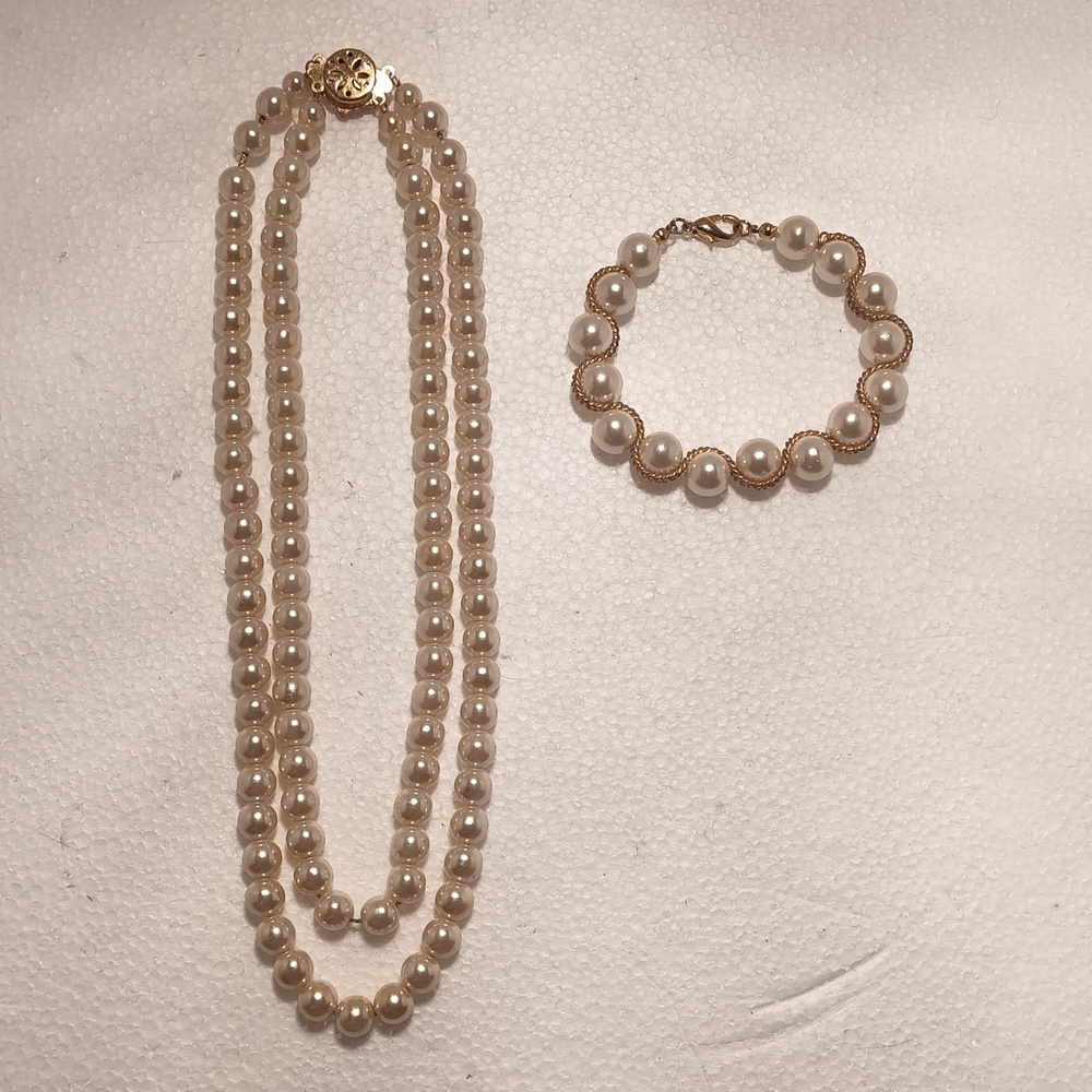 Faux pearl 2 strand necklace &  faux pearl bracelet